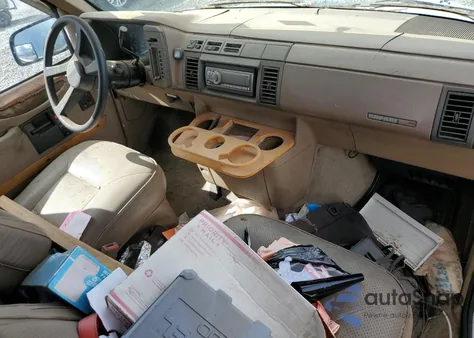 1993 GMC Safari Xt from USA, damaged, VIN 1GDDM19W0PB528053